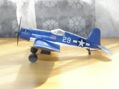 F4U - 1 Corsair 6